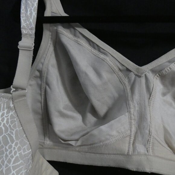 Unbranded | 42 DD | Elegant Textured Beige Bra | *Padding Not Included - Picture 9 of 12